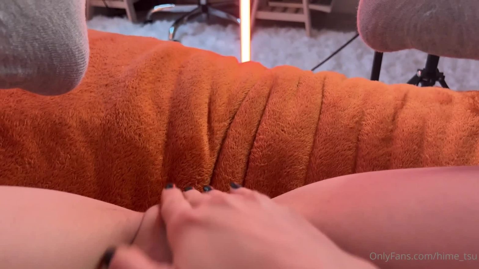 Gái Tây Mông Đùi Nảy Nở Tự Sướng Xoa Hột Le Lồn Non Mịn Phê Đẫy