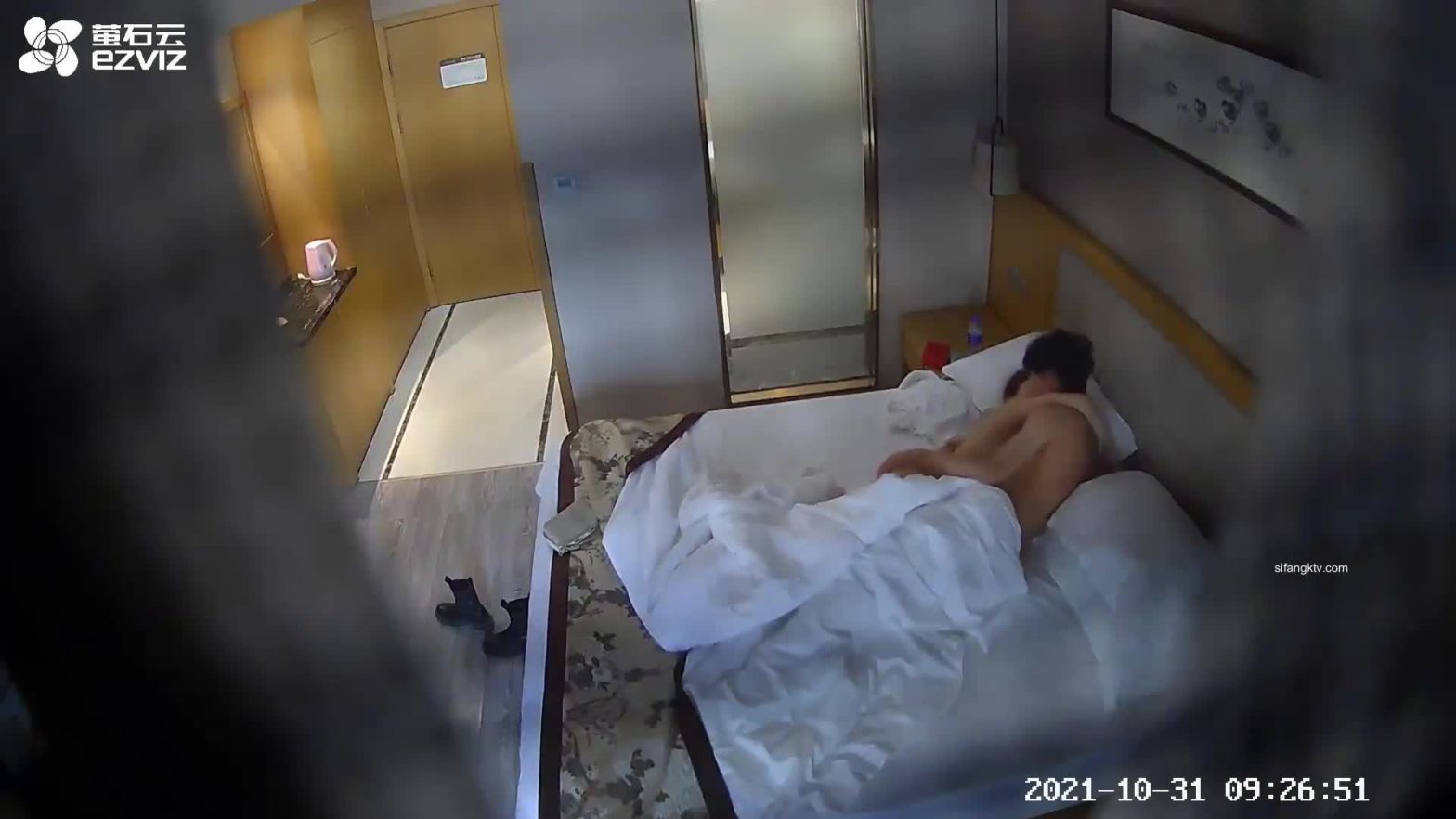 Eny Non Tơ Lần Đầu Nhà Trọ Bị Chim Bự Bú Lồn Rồi Phang Sâu Tử Cung